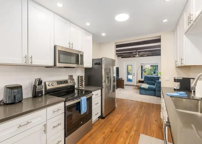 Holiday home Renovated Adobe With Hot Tub-close To U Of A Tucson