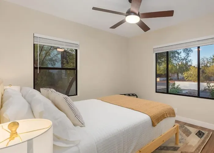 Renovated Adobe With Hot Tub-close To U Of A * Tucson