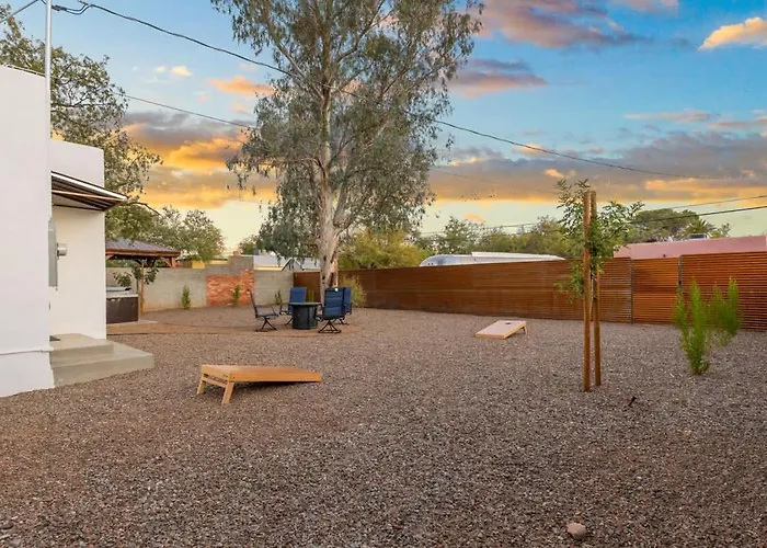 Renovated Adobe With Hot Tub-close To U Of A * Tucson